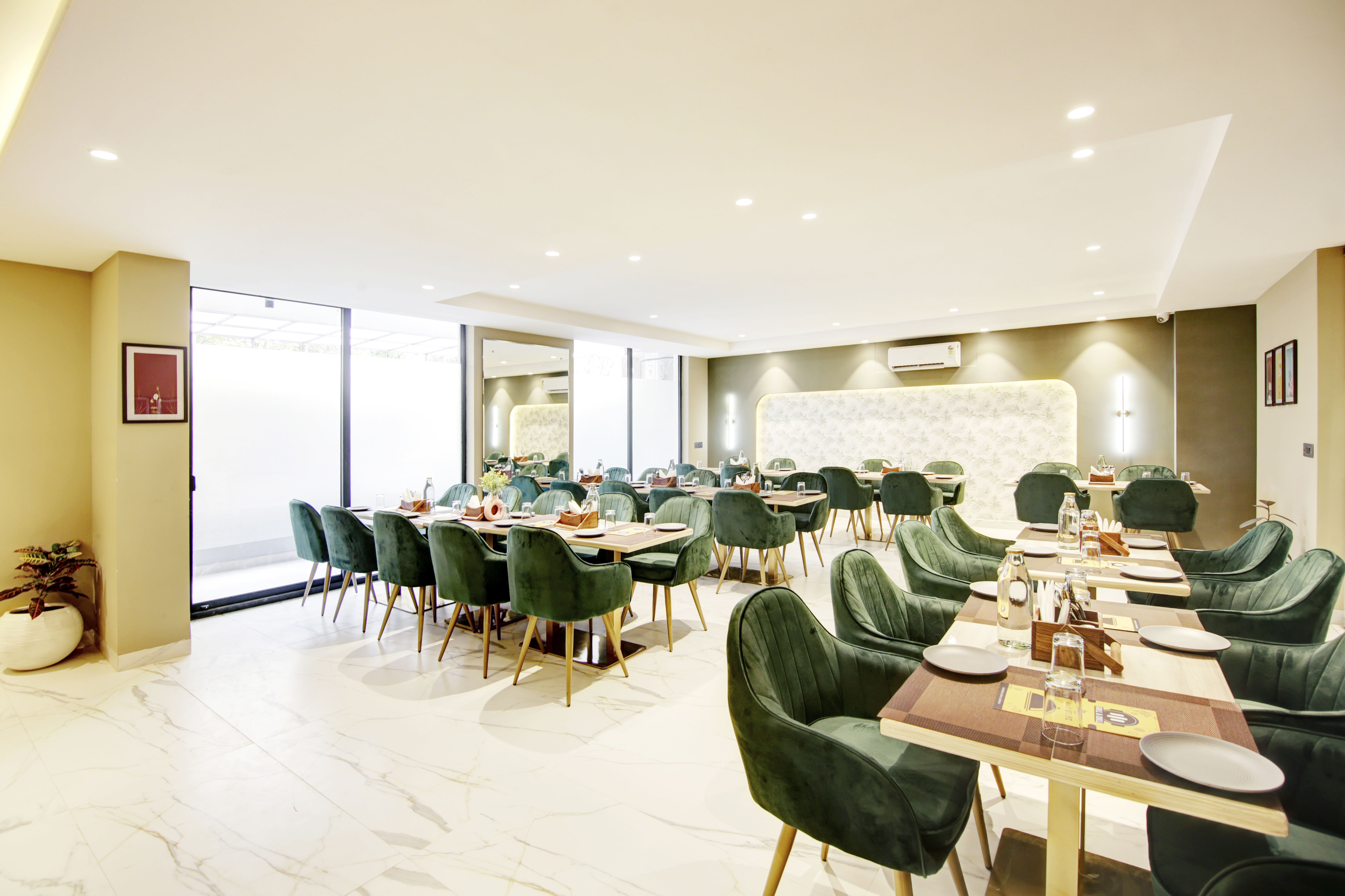 Saltstayz Premier Sector 27 in Sector 27, Gurgaon Saltstayz Premier Sector 27 in Sector 27, Gurgaon