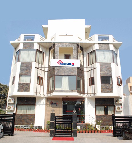 Square 9 Inn in Old DLF Colony, Gurgaon