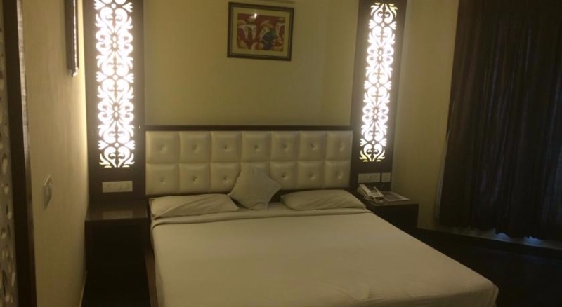 Square 9 Inn in Old DLF Colony, Gurgaon