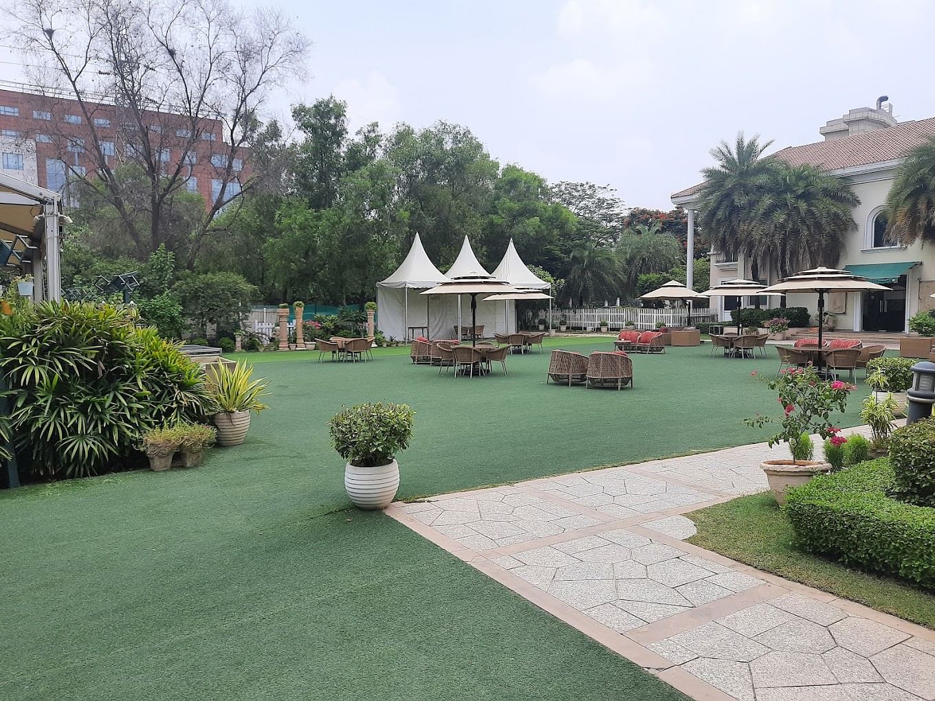 The Palms Town Country Club in Sector 44, Gurgaon