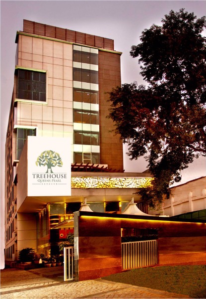 Treehouse Queens Pearl Hotel in Rajiv Chowk, Gurgaon