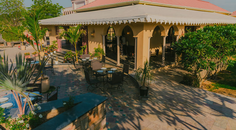 Bada Saab Cocktail Rooms in Kukas, Jaipur Bada Saab Cocktail Rooms in Kukas, Jaipur