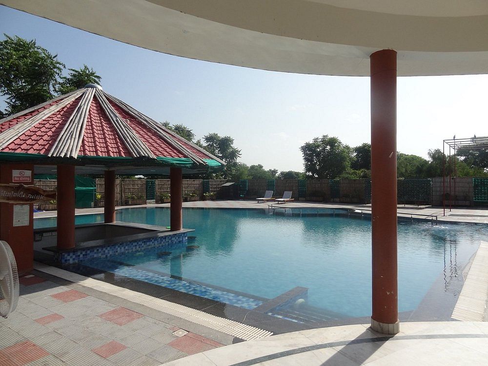 Heiwa Heaven Resort in Jaisinghpura Khor Road, Jaipur