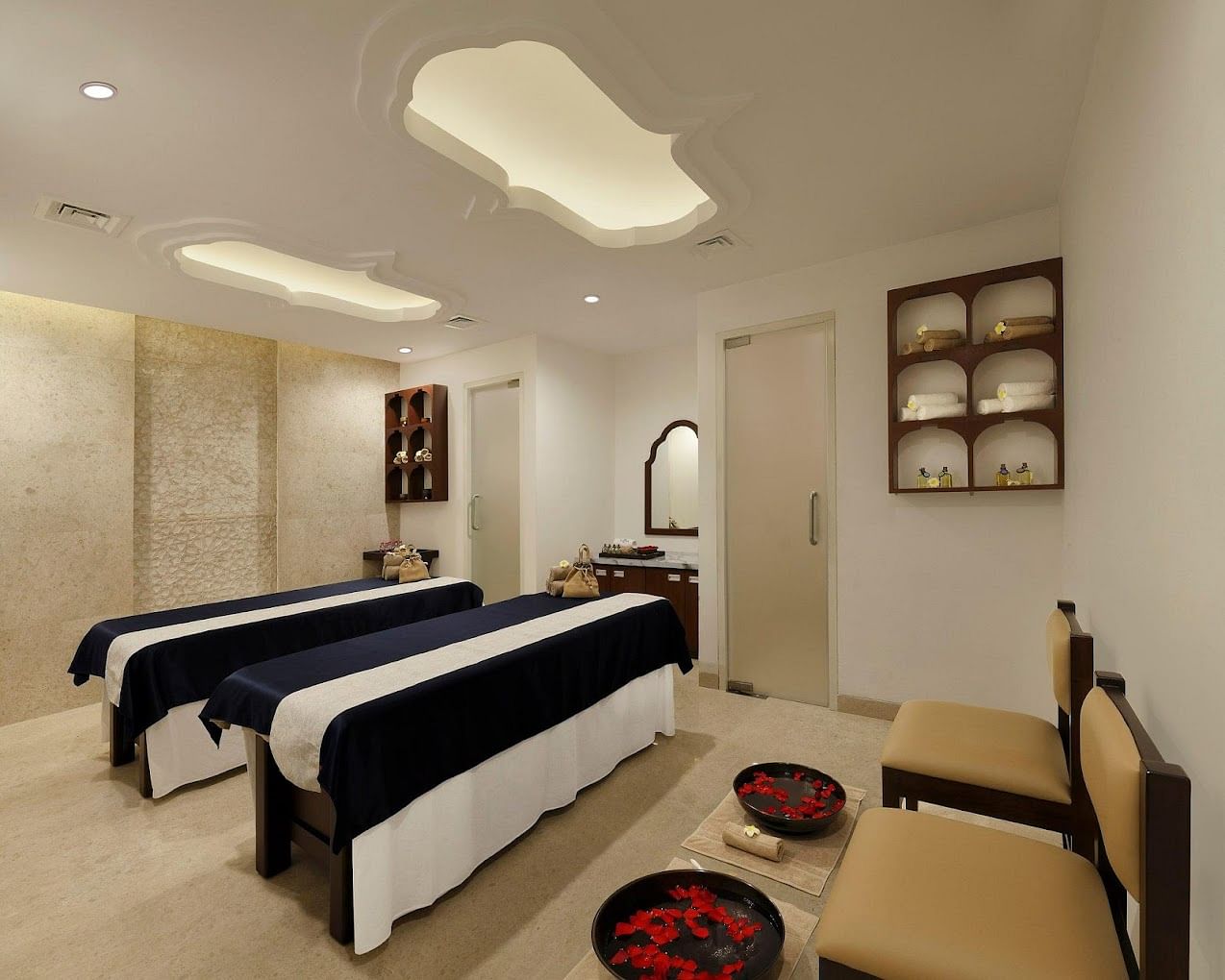 Holiday Inn in Sardar Patel Marg, Jaipur