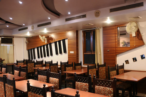 Hotel Aroma Classic in MI Road, Jaipur