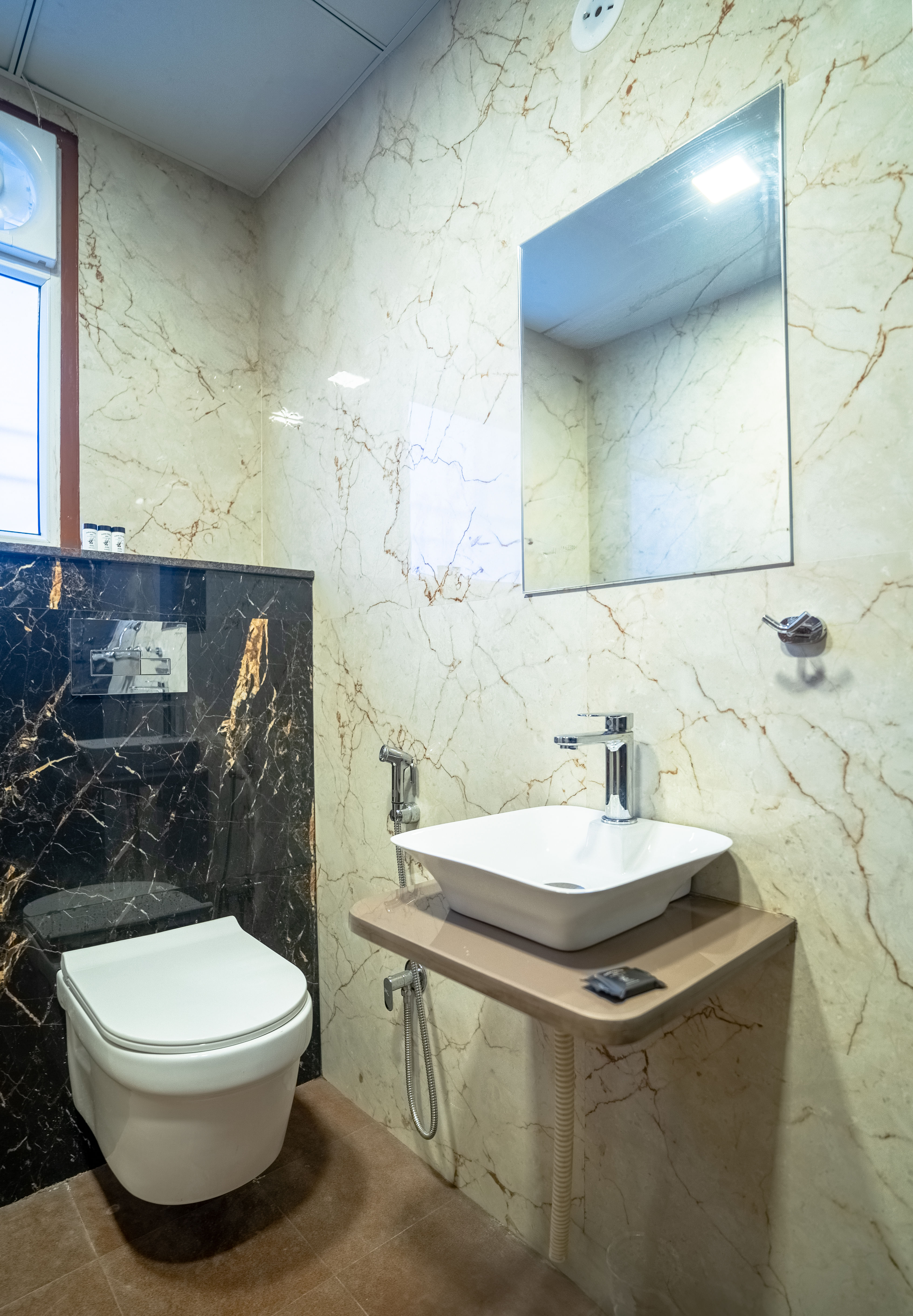 Hotel SGI in Siddharth Nagar, Jaipur Hotel SGI in Siddharth Nagar, Jaipur