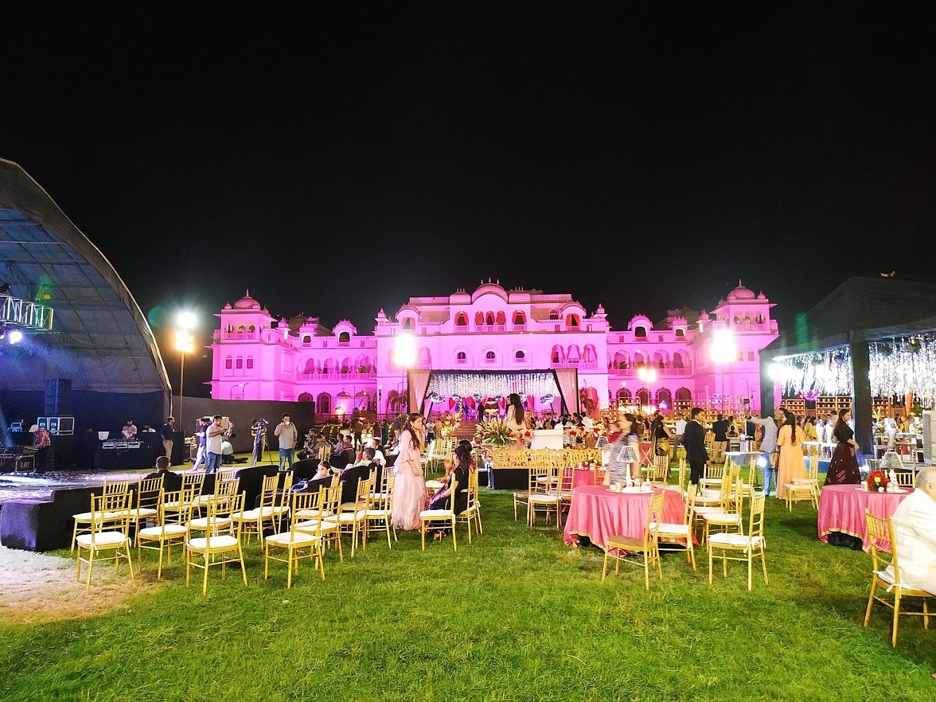 Jai Bagh Palace in Amer, Jaipur