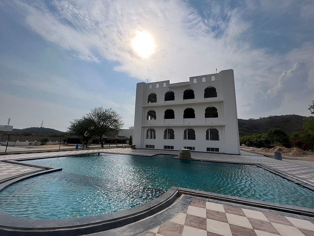 Roop Garh Palace in Jaipur, Jaipur