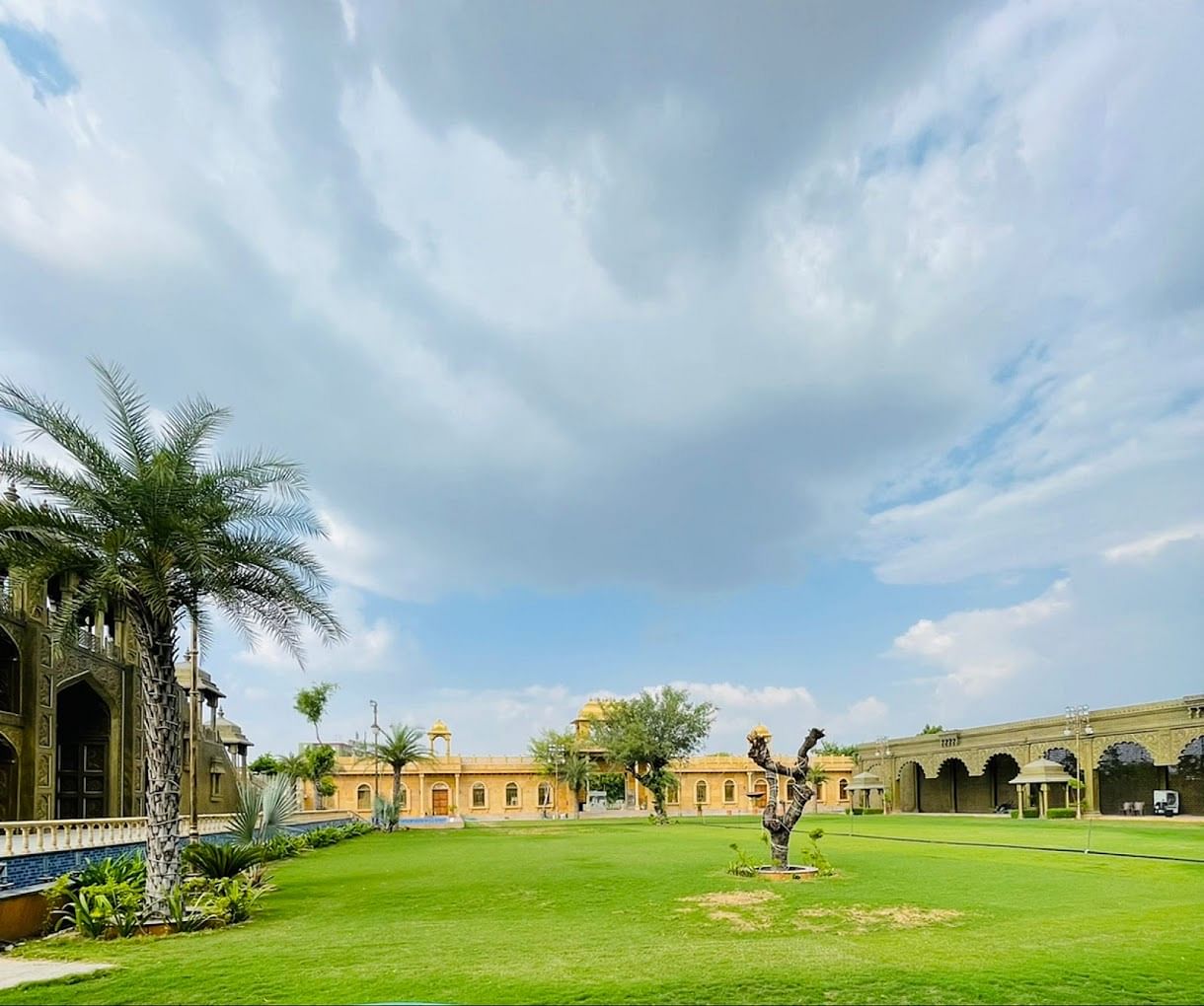 Shree Rooplaxmis Castle in Jhotwara, Jaipur