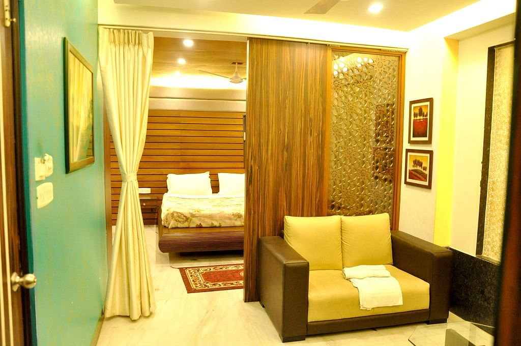 Hotel Esteem in Bhowanipore, Kolkata