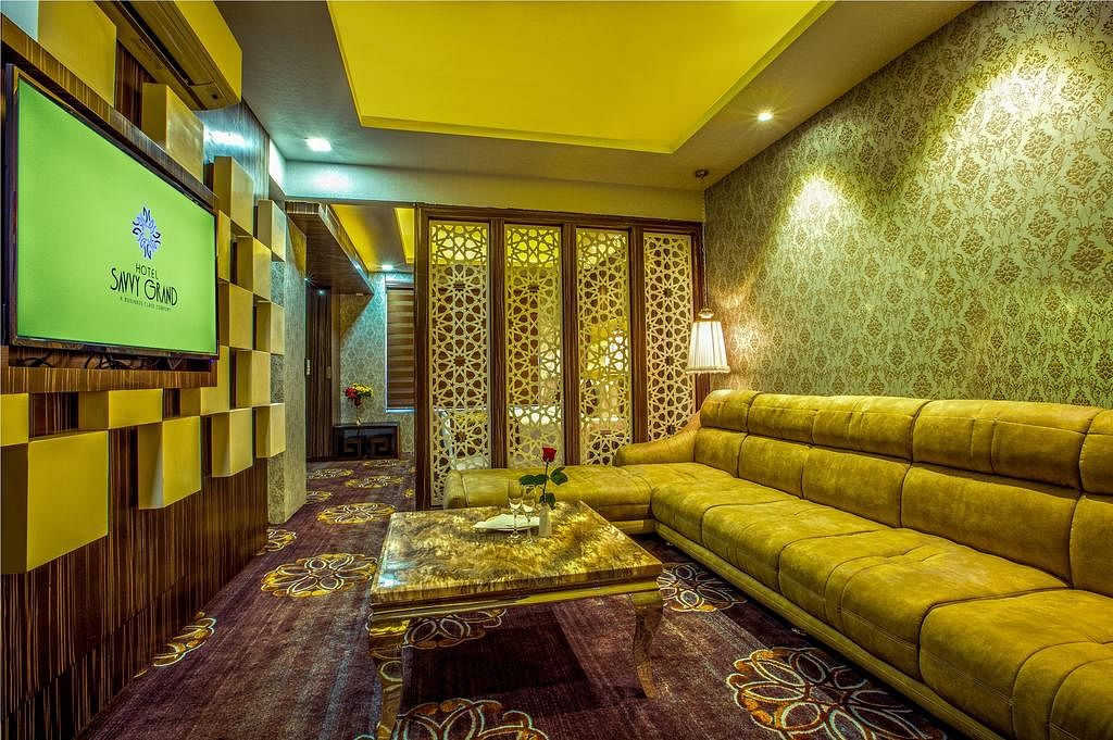 Hotel Savvy Grand in Gomti Nagar, Lucknow