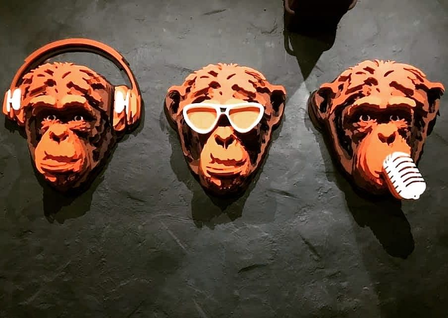 3 Wise Monkeys in Bandra West, Mumbai