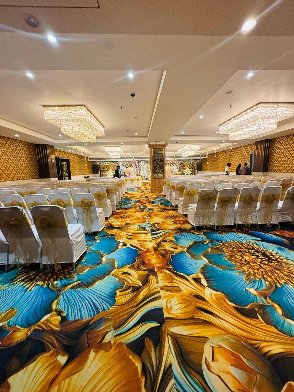 Grand Golden Banquet Hall in Vashi, Mumbai