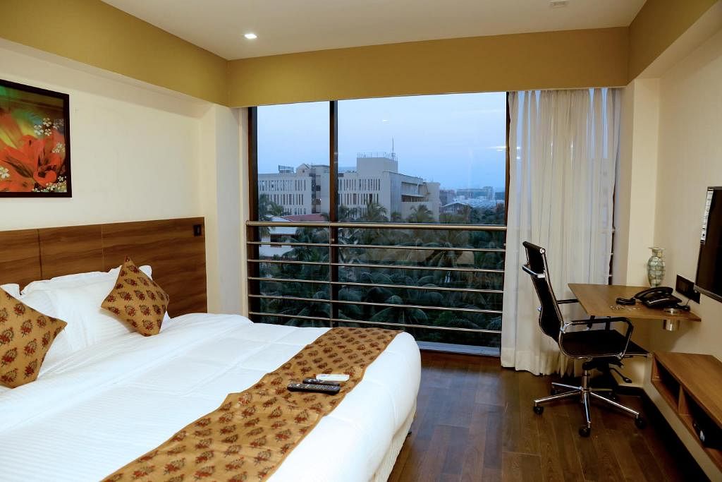 Hotel Mumbai House in Andheri East, Mumbai Hotel Mumbai House in Andheri East, Mumbai