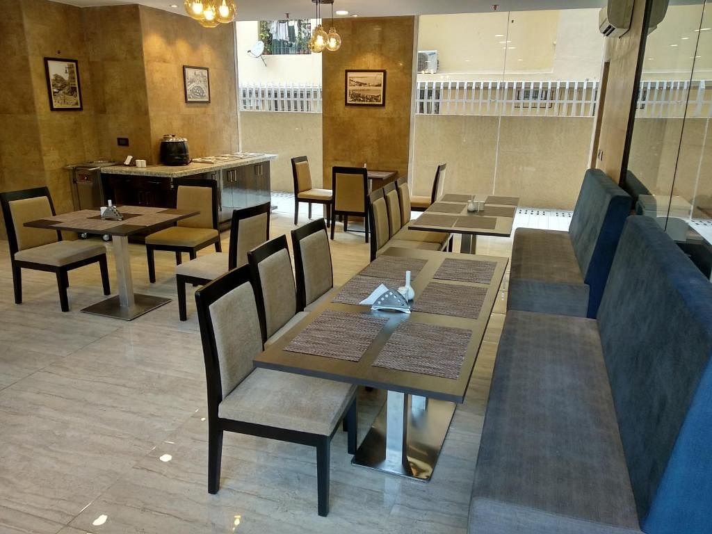 Hotel Mumbai House in Andheri East, Mumbai Hotel Mumbai House in Andheri East, Mumbai