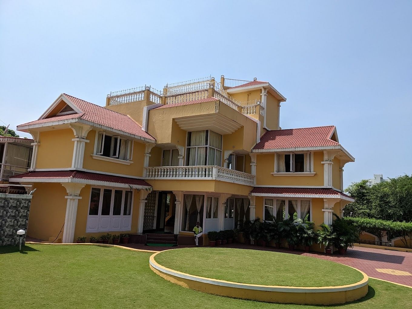 Shubham Villa in Madh, Mumbai