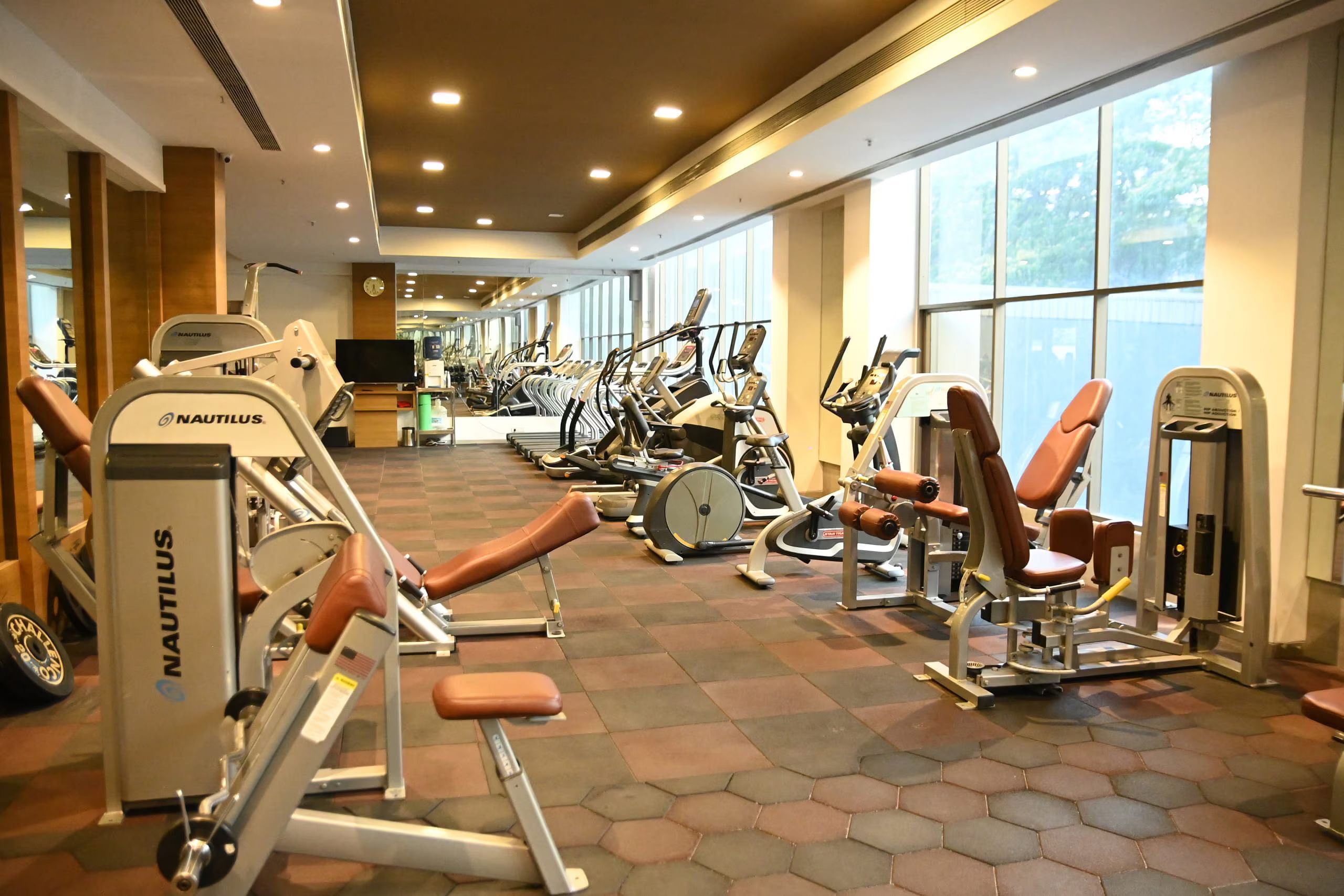 Palm Club in Thane West, Mumbai Palm Club in Thane West, Mumbai