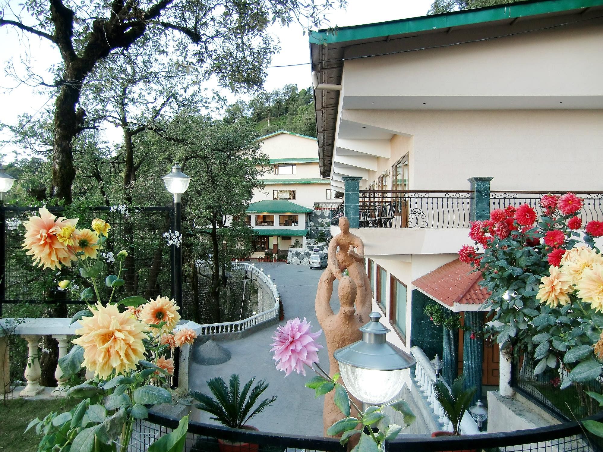 Hotel Madhuban Highlands in Library Chowk, Mussoorie