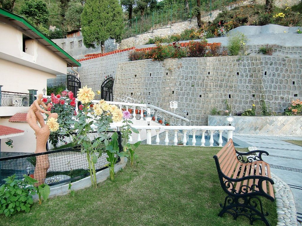 Hotel Madhuban Highlands in Library Chowk, Mussoorie