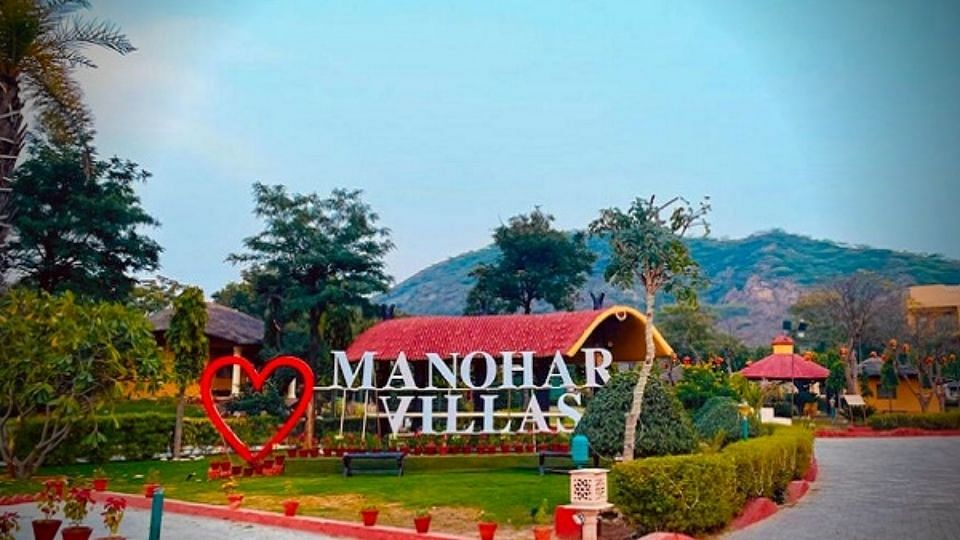 Manohar Villas in Dughera Mod, Neemrana