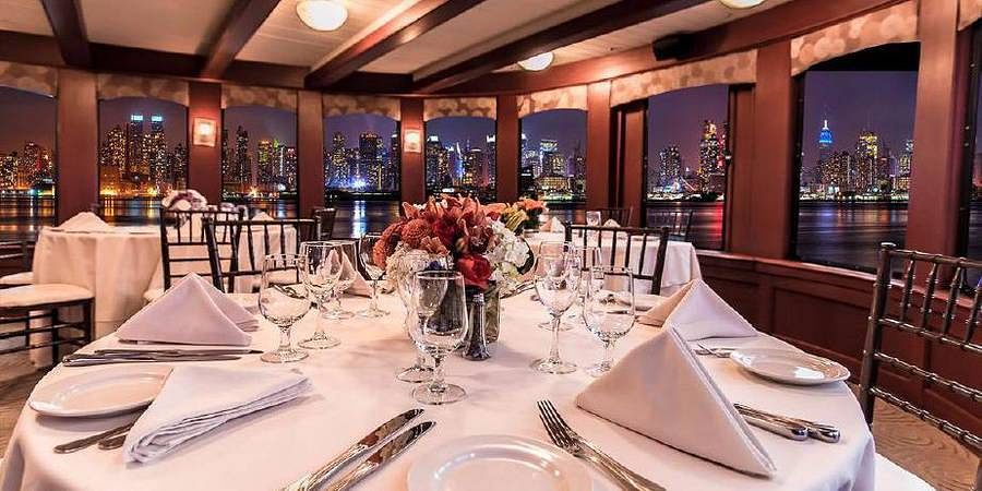 Smooth Sailing Celebrations in Weehawken, New York