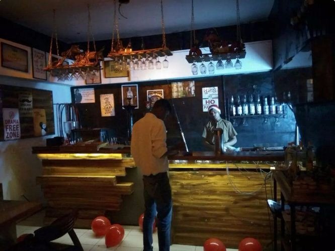 18 Cafe Lounge in Sector 41, Noida