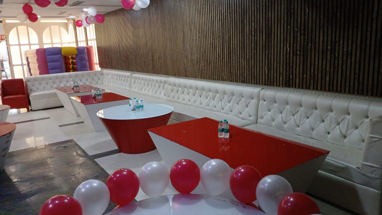 Alpha Party Lounge in Sector 61, Noida