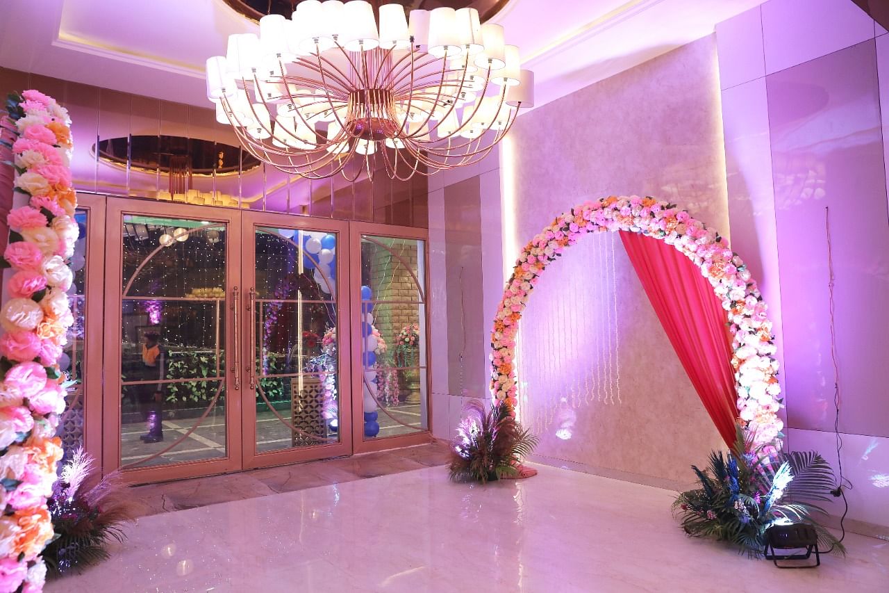 Amaatra Banquet By Golden Plate in Greater Noida, Noida Amaatra Banquet By Golden Plate in Greater Noida, Noida