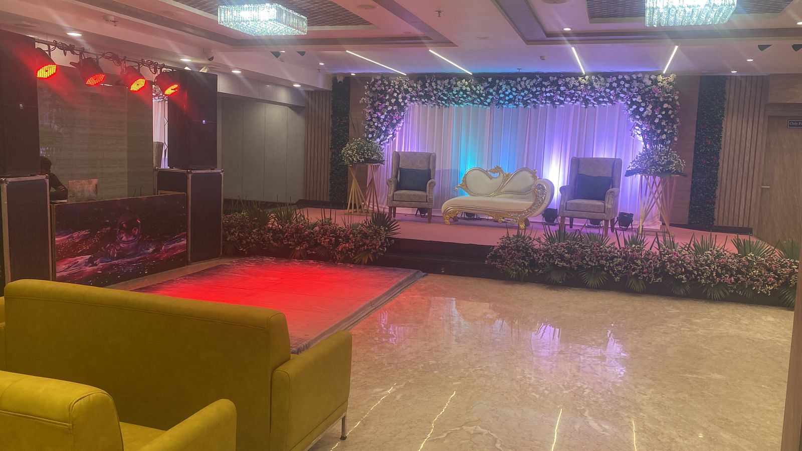 Blue Diamonds Inn in Greater Noida, Noida Blue Diamonds Inn in Greater Noida, Noida