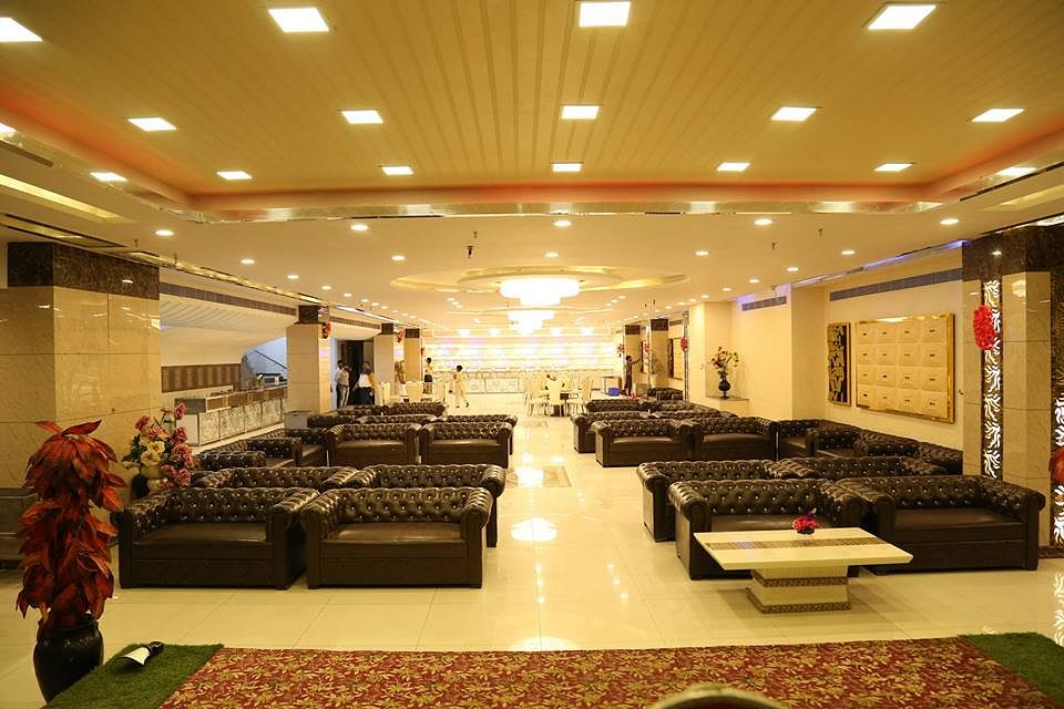 Cavendish Hotel in Sector 104, Noida