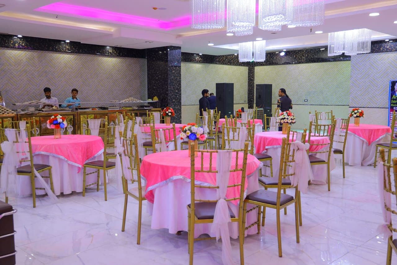 Chhavi Hotel And Banquet in Sector 104, Noida