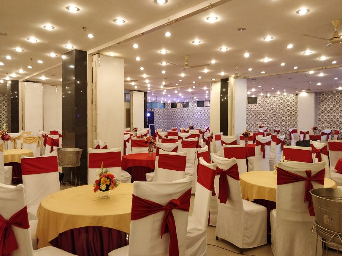 Golden Banquet in Sector 31, Noida