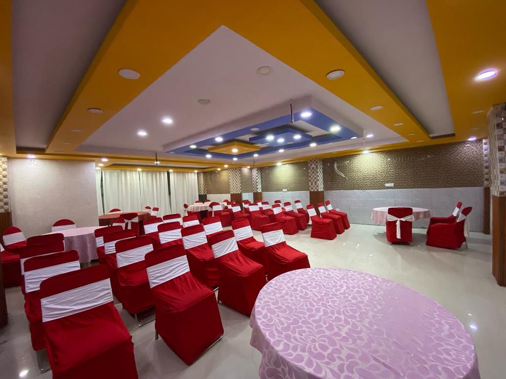 Hotel Green View Palace in Sector 62, Noida