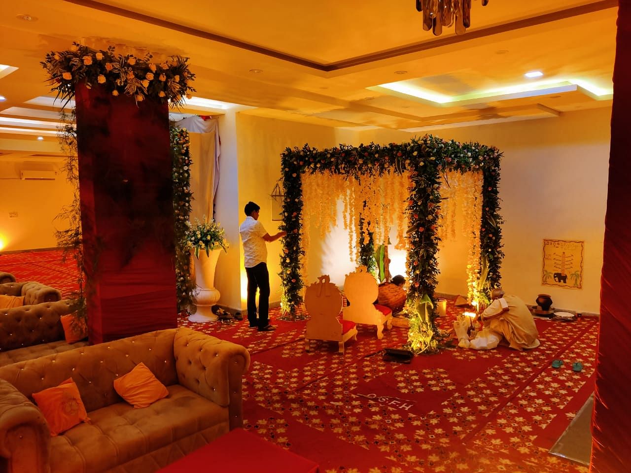 Hotel Merriment in Sector 70, Noida Hotel Merriment in Sector 70, Noida