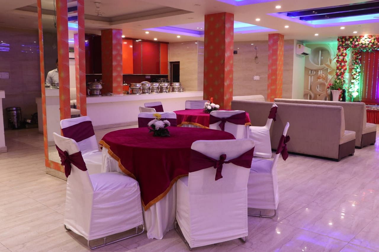 Hotel Noida International in Sector 11, Noida