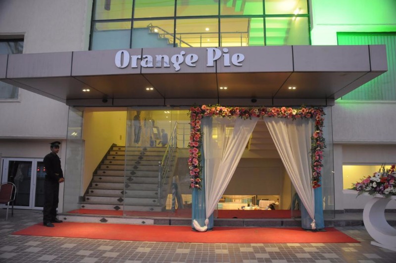 Hotel Orange Pie in Sector 66, Noida