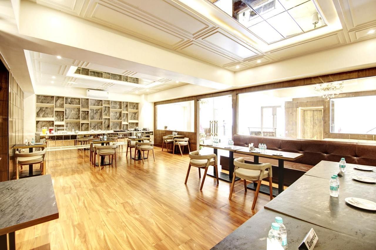 Marks Hotel Banquet in Sector 63 A, Noida Marks Hotel Banquet in Sector 63 A, Noida