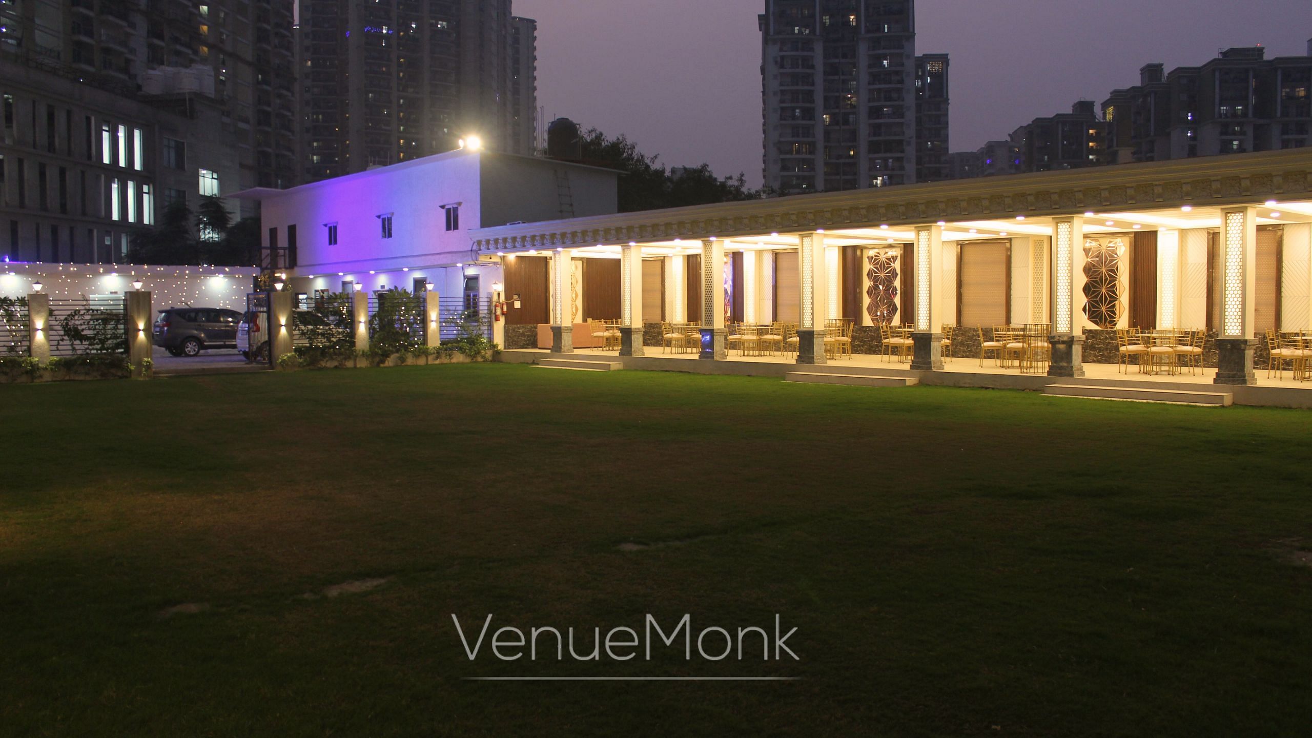 Moon Cloud Banquet in Sector 75, Noida