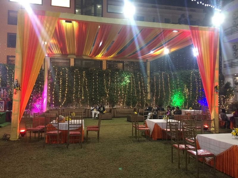 Rajdhani Banquets in Sector 104, Noida