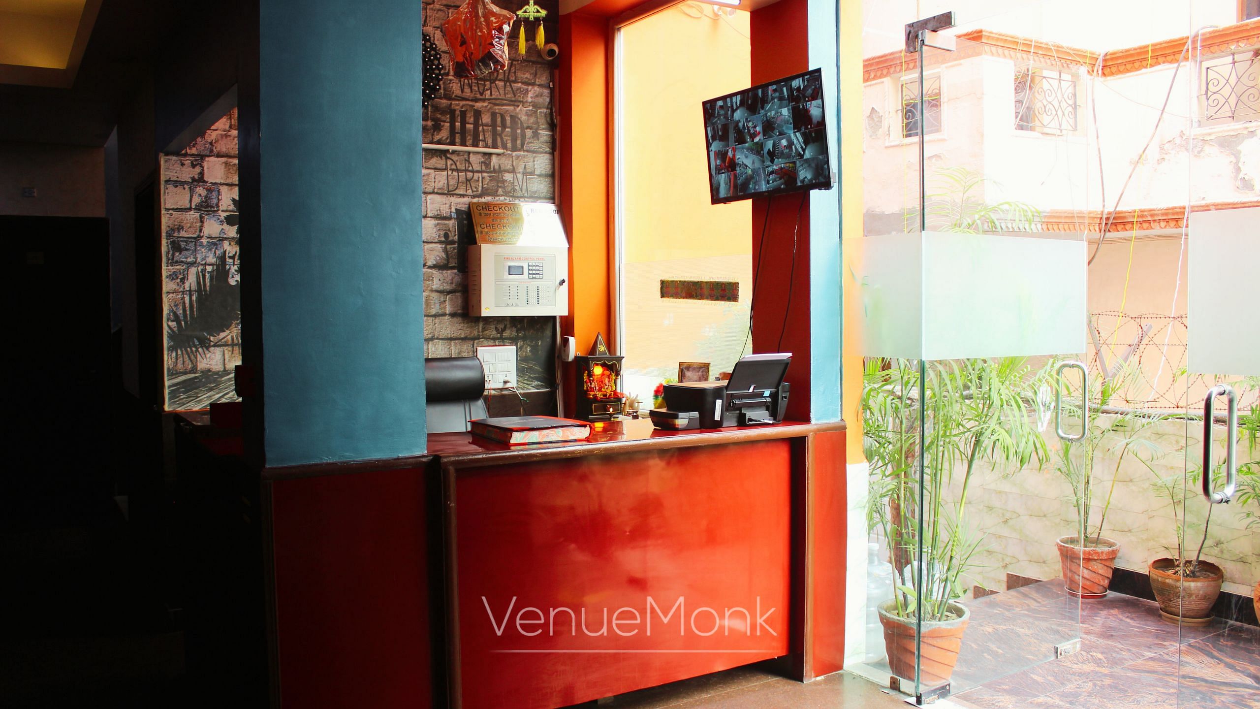 Red Roof Residency in Sector 55, Noida Red Roof Residency in Sector 55, Noida