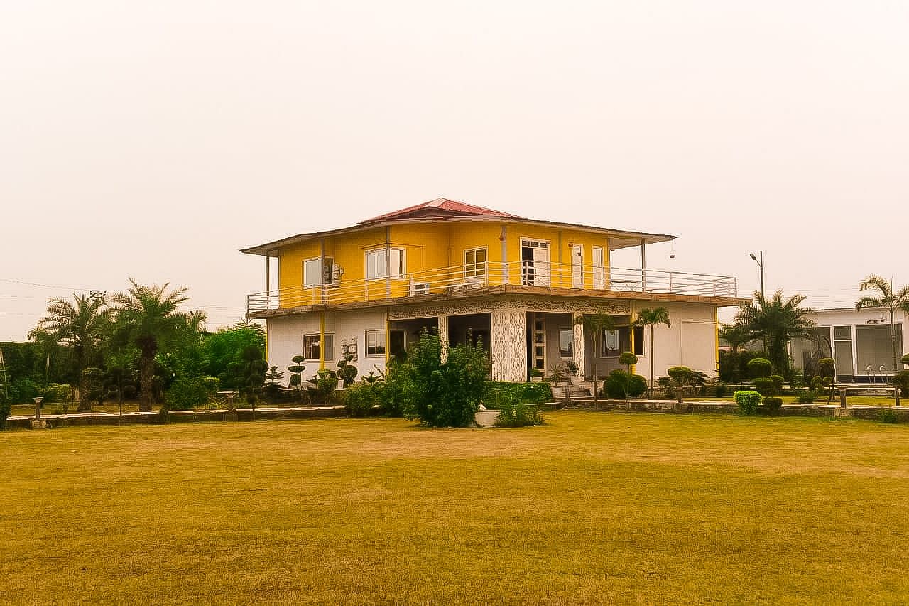 Roozbeh Farms And Resort in Sector 135, Noida