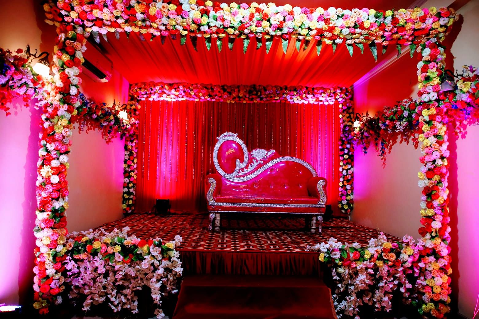 Saffron Banquet And Best Party Hall In Noida By City Stay in Sector 22, Noida