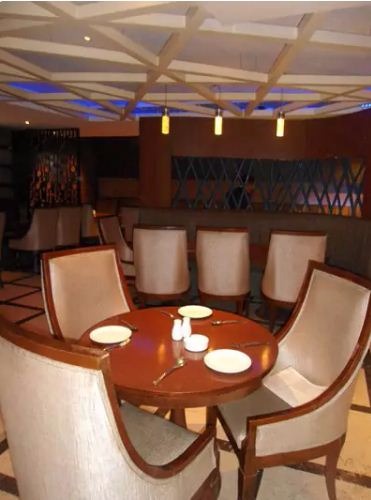 Sparkle Restro Bar in Greater Noida, Noida