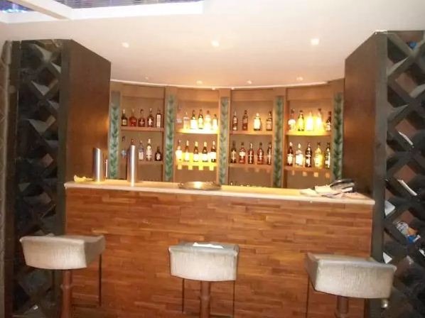 Sparkle Restro Bar in Greater Noida, Noida