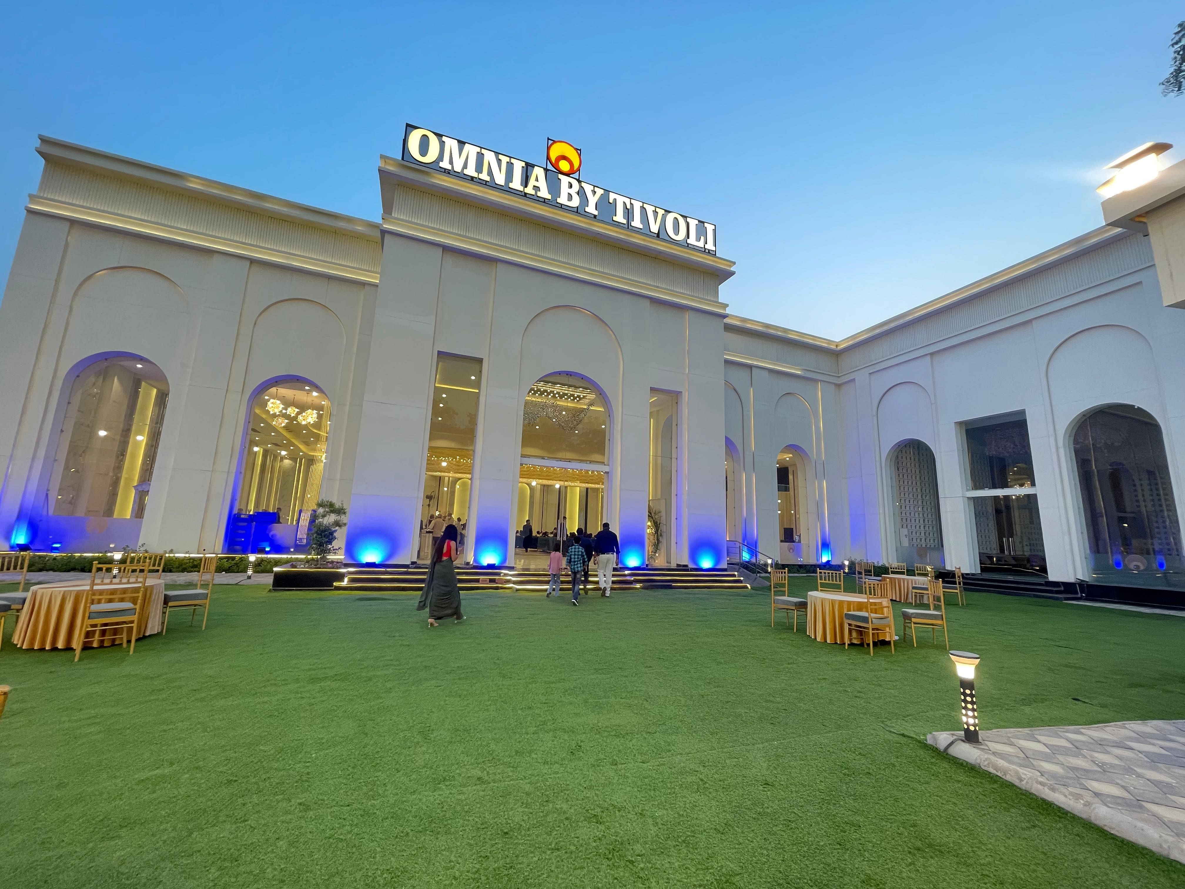 The Club in Sector 120, Noida