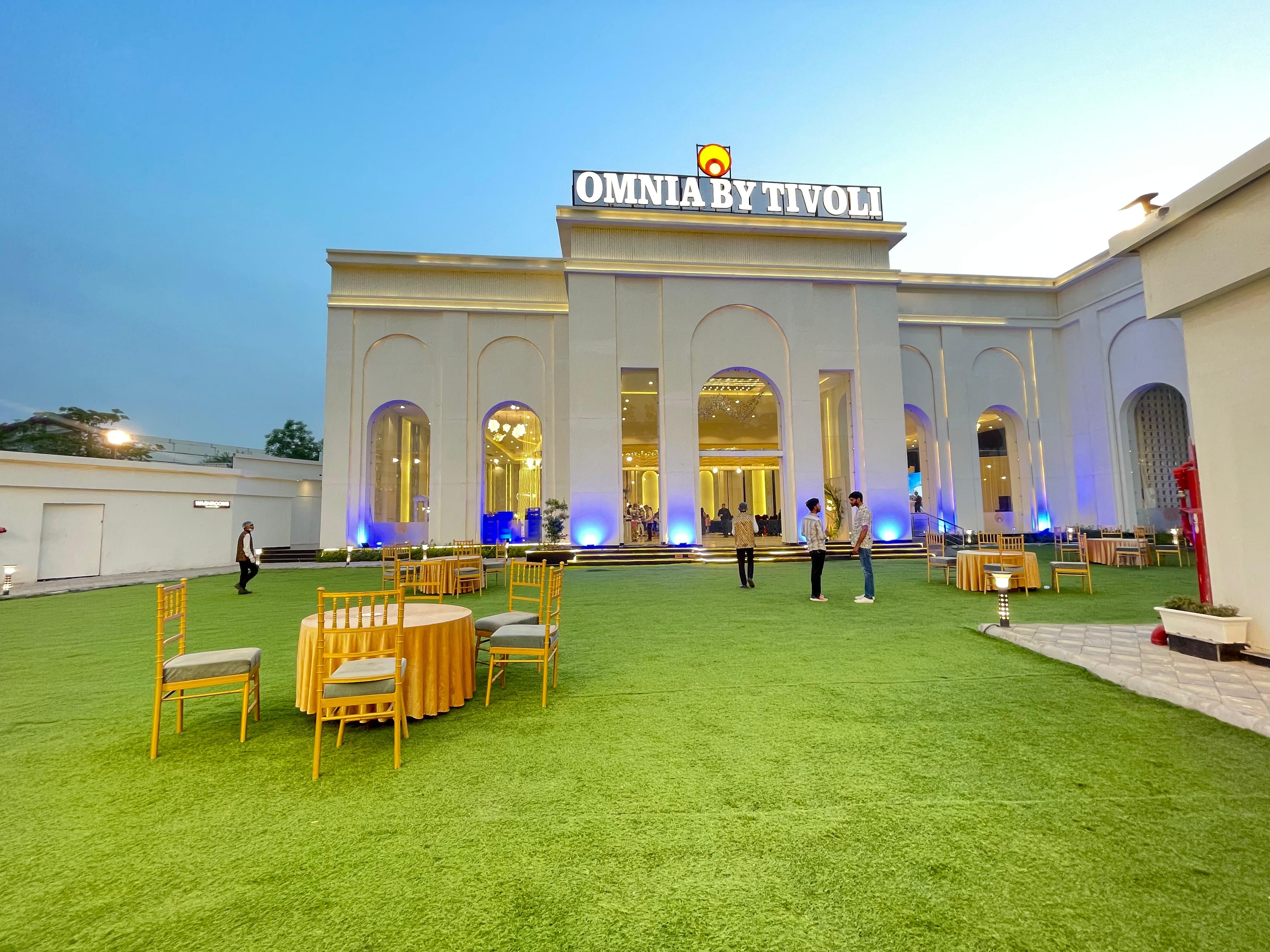 The Club in Sector 120, Noida