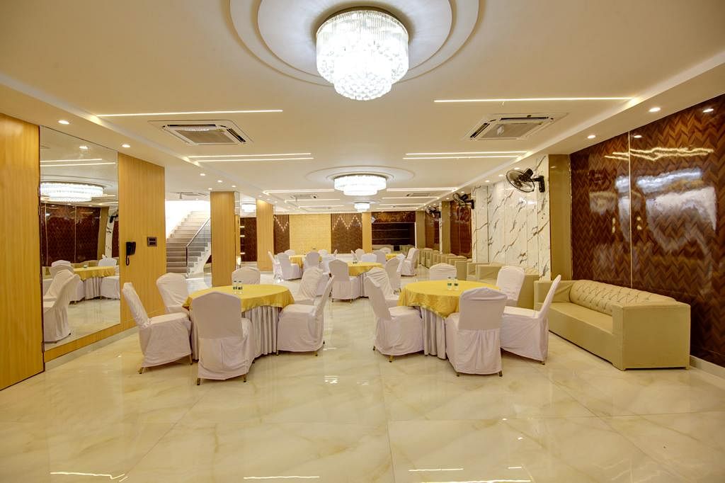 The Embassy Inn in Sector 143 B, Noida