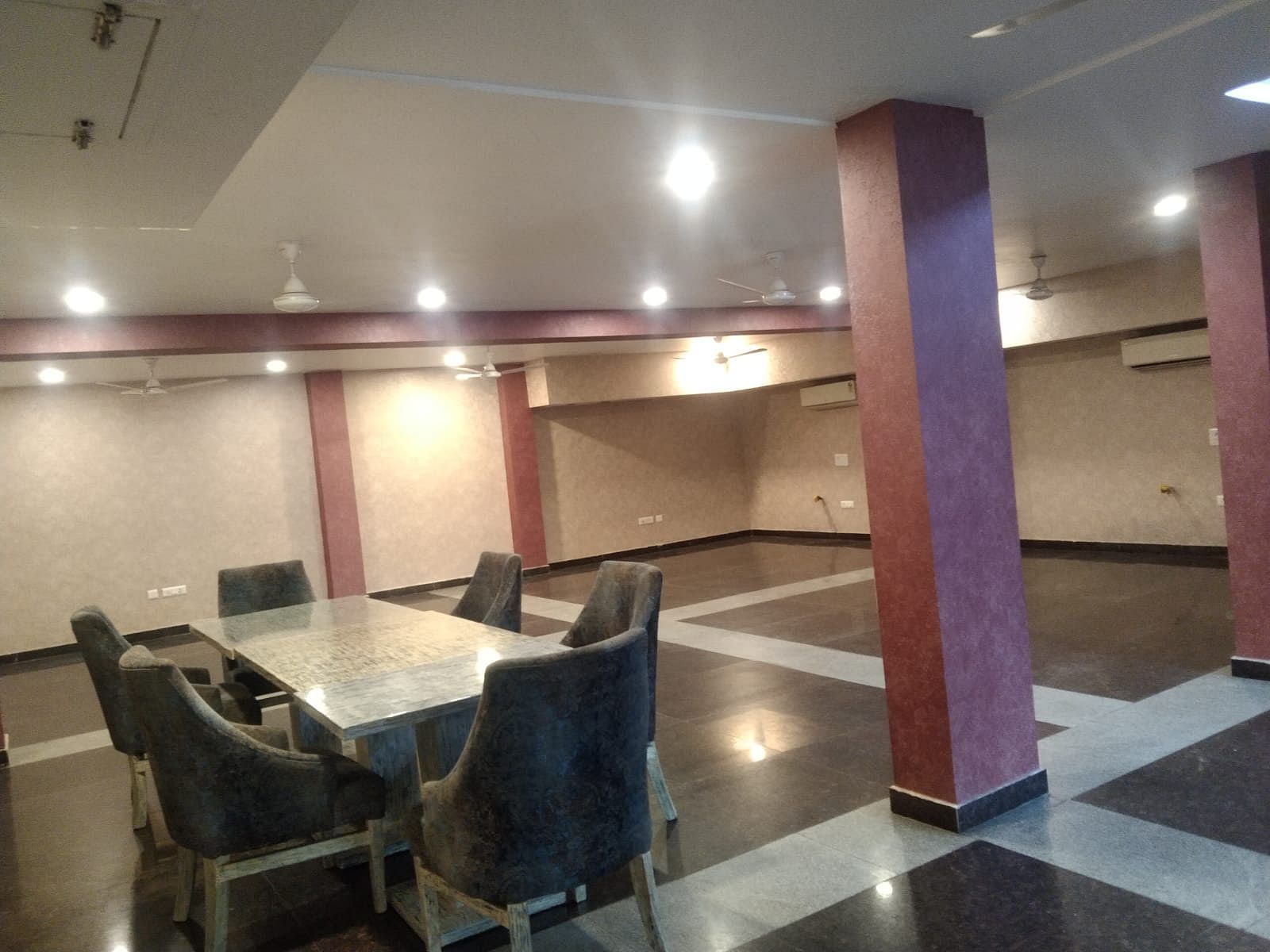 The Embassy Inn in Sector 20, Noida