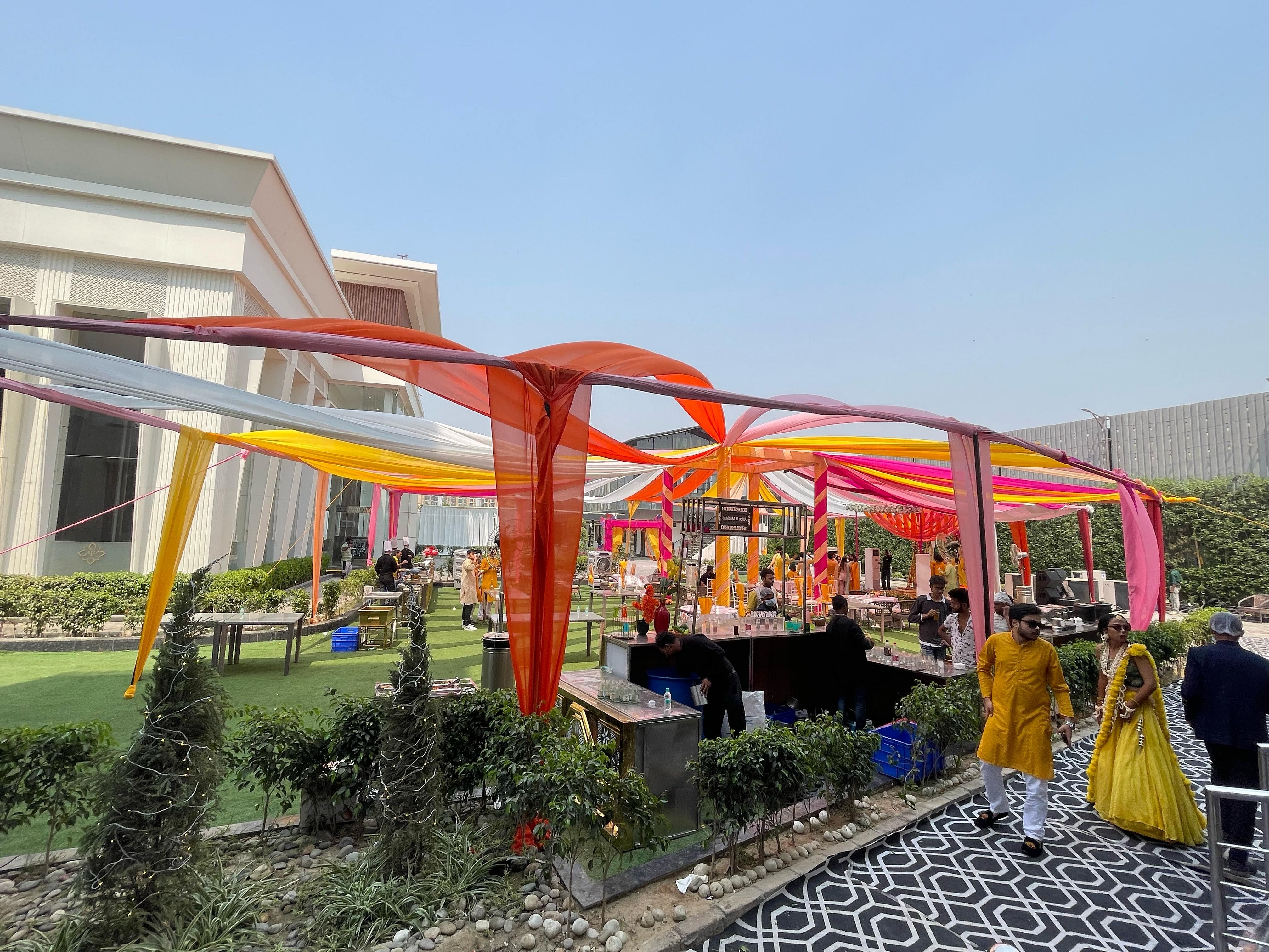 Glass House in Sector 74, Noida Glass House in Sector 74, Noida