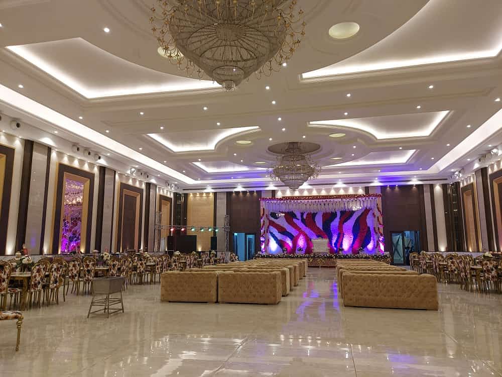 The Grand Lavanya Banquet By Baba in Haldoni, Noida